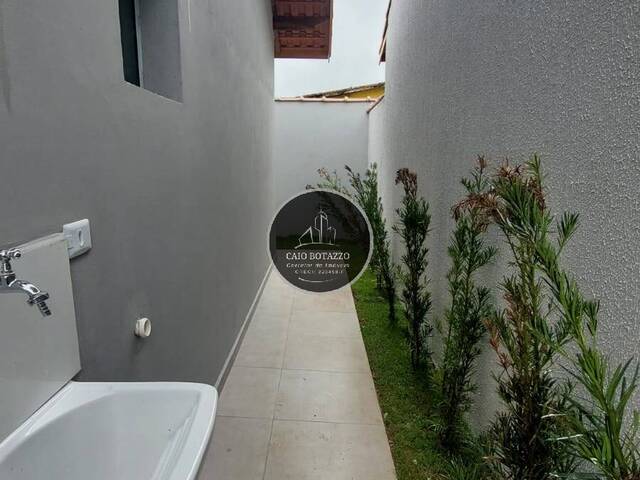 #96 - Casa para Venda em Itanhaém - SP - 2