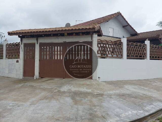 #120 - Casa para Venda em Mongaguá - SP - 2